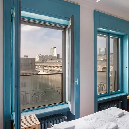 The Blue Nest With A View - 7th Floor- Via Palestrina Apartment *